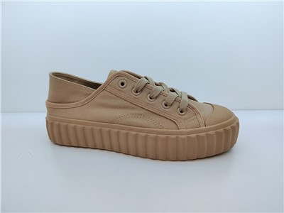 Kanvas Platform Wanita