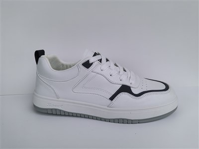 Sneakers Putih Lelaki